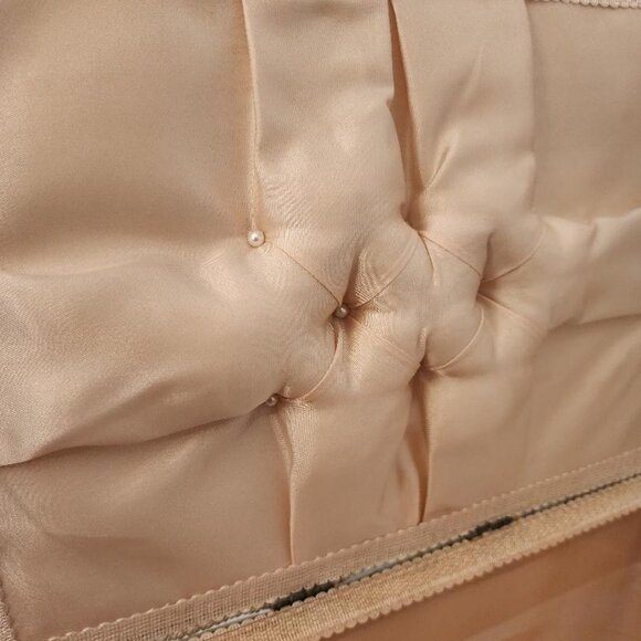 VTG LARGE WICKER/WOOD SEWING BOX W/ HANDLES! FLORAL FABRIC 16” X 11” X 8” - Picture 5 of 9